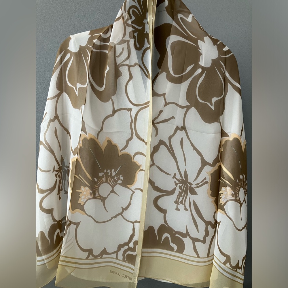 100% Silk Scarf Hand rolled Floral Print